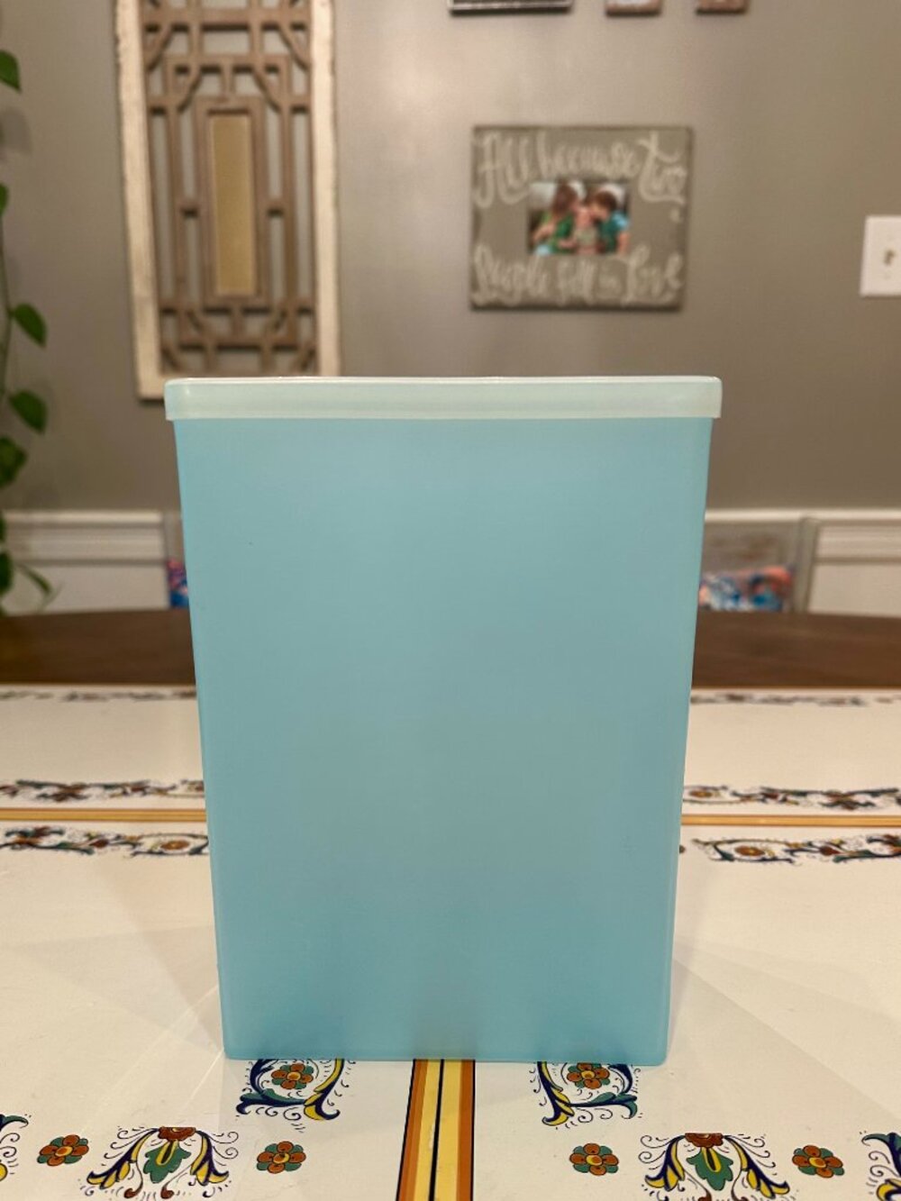 vintage "Big Freeze" ice blue Tupperware half-gallon ice cream/freezer storage